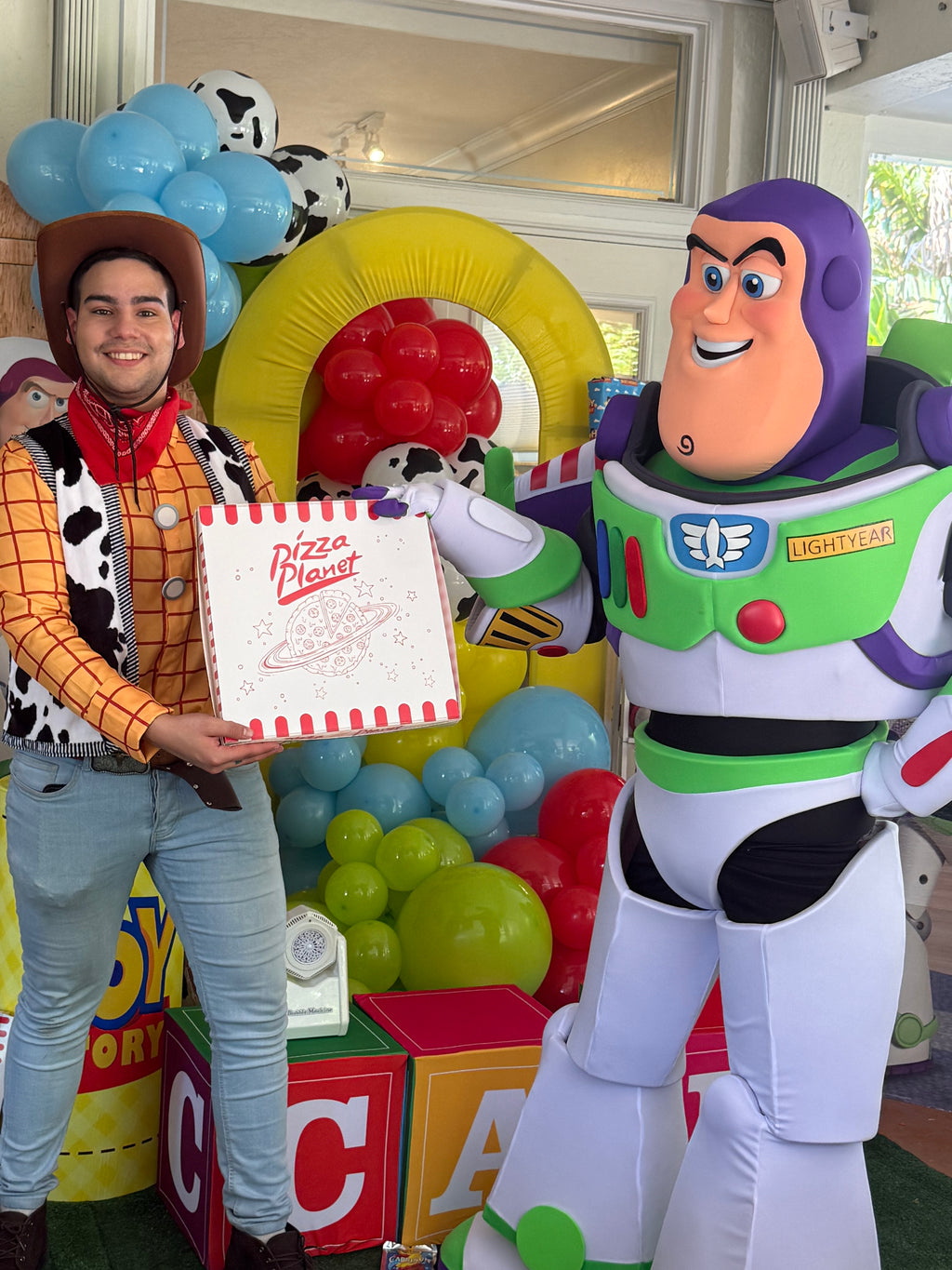 Toy Story Duo Performance - Woody & Buzz Adventure | Imagine Occasions